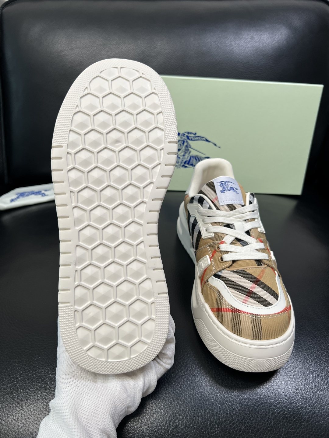 Burberry Black Beige Plaid Low-Top Sneakers — front