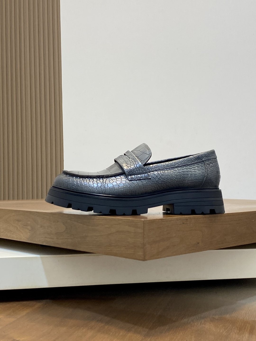 Alexander McQueen Croc-Embossed Lug-Sole Loafers — side