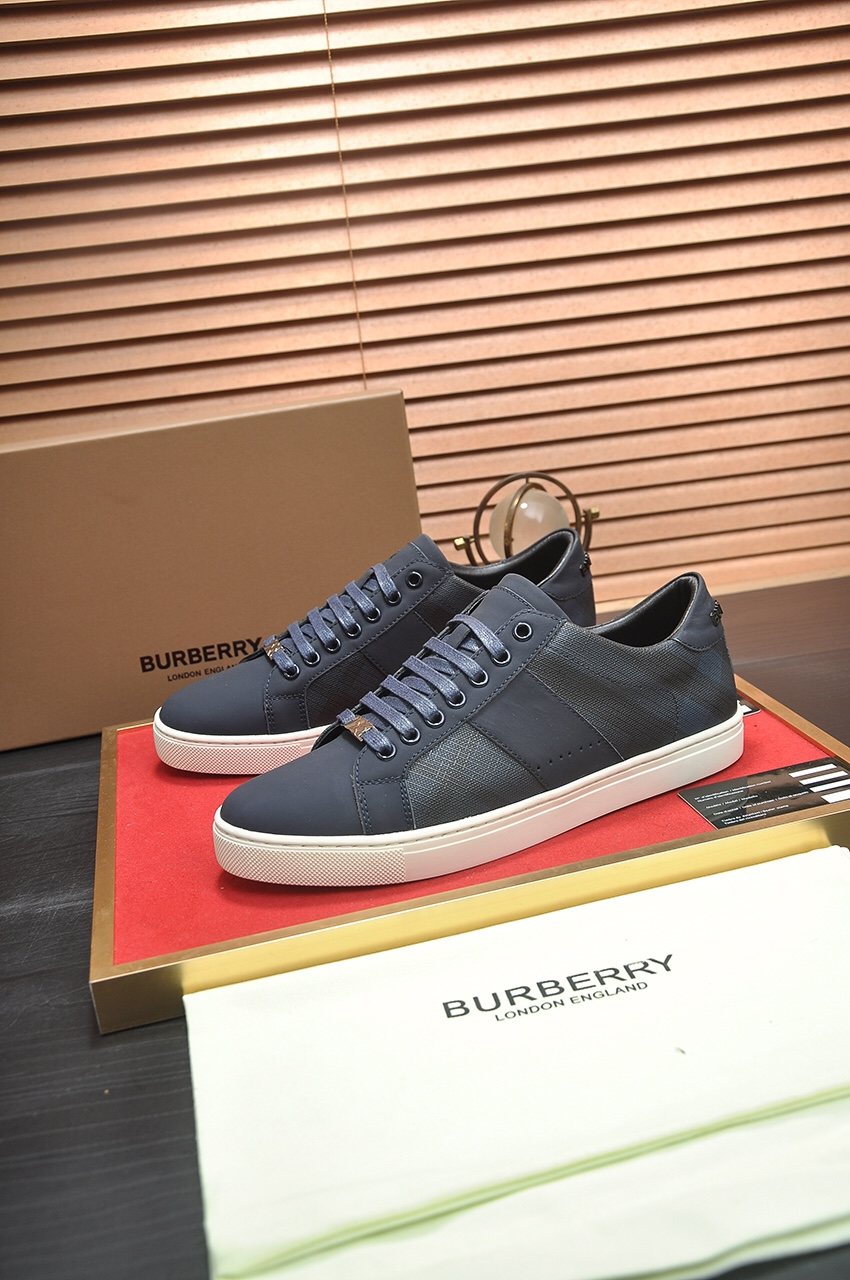 Burberry Panel Low-Top Sneakers — front