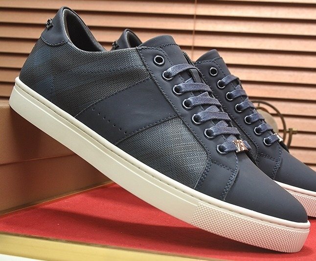 Burberry Panel Low-Top Sneakers — front