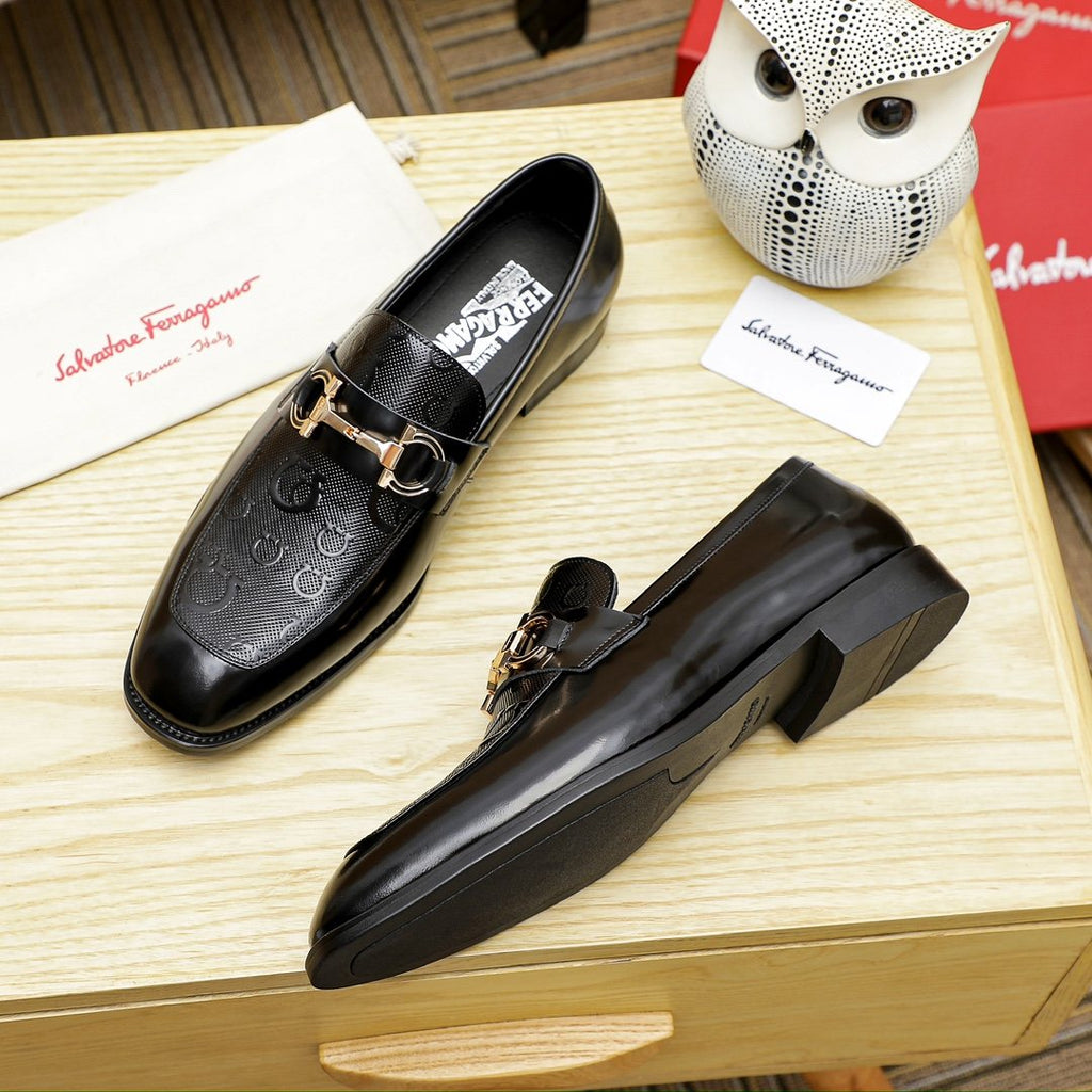 Ferragamo Black Bit Loafers — front