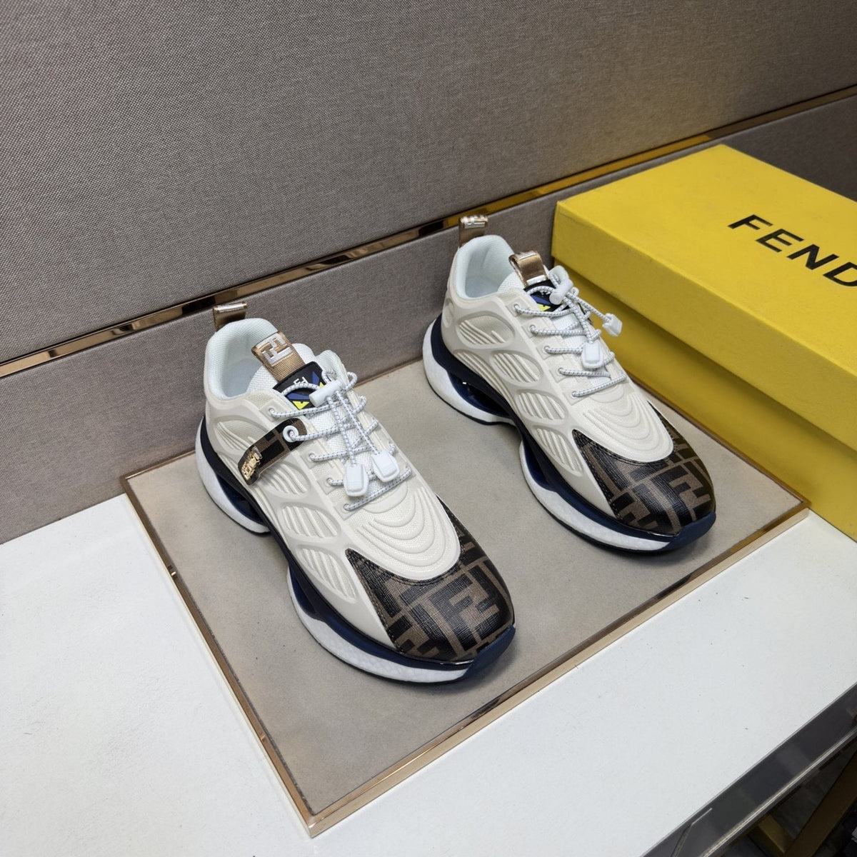 Fendi Patterned Toe Low-Top Sneakers — front