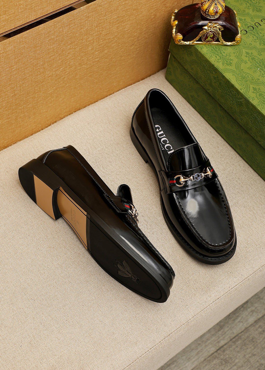 Gucci Black Metal Hardware Loafers — front