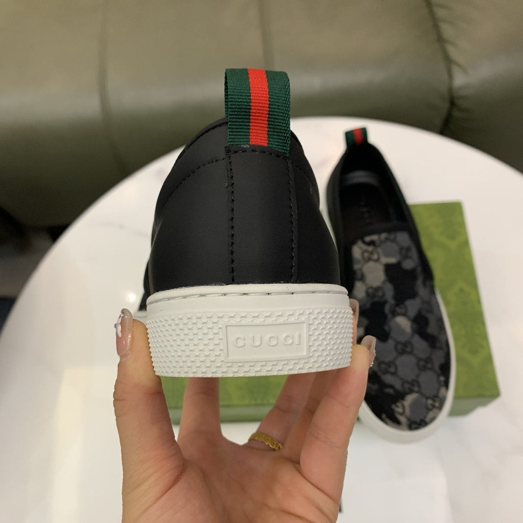Gucci Patterned Slip-On Sneakers — detail
