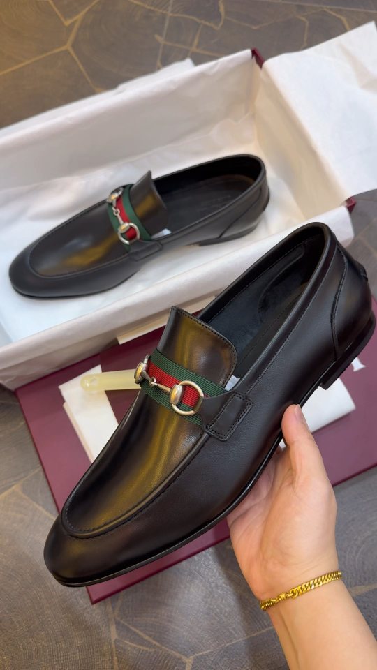 Gucci Black Web Horsebit Loafers — model