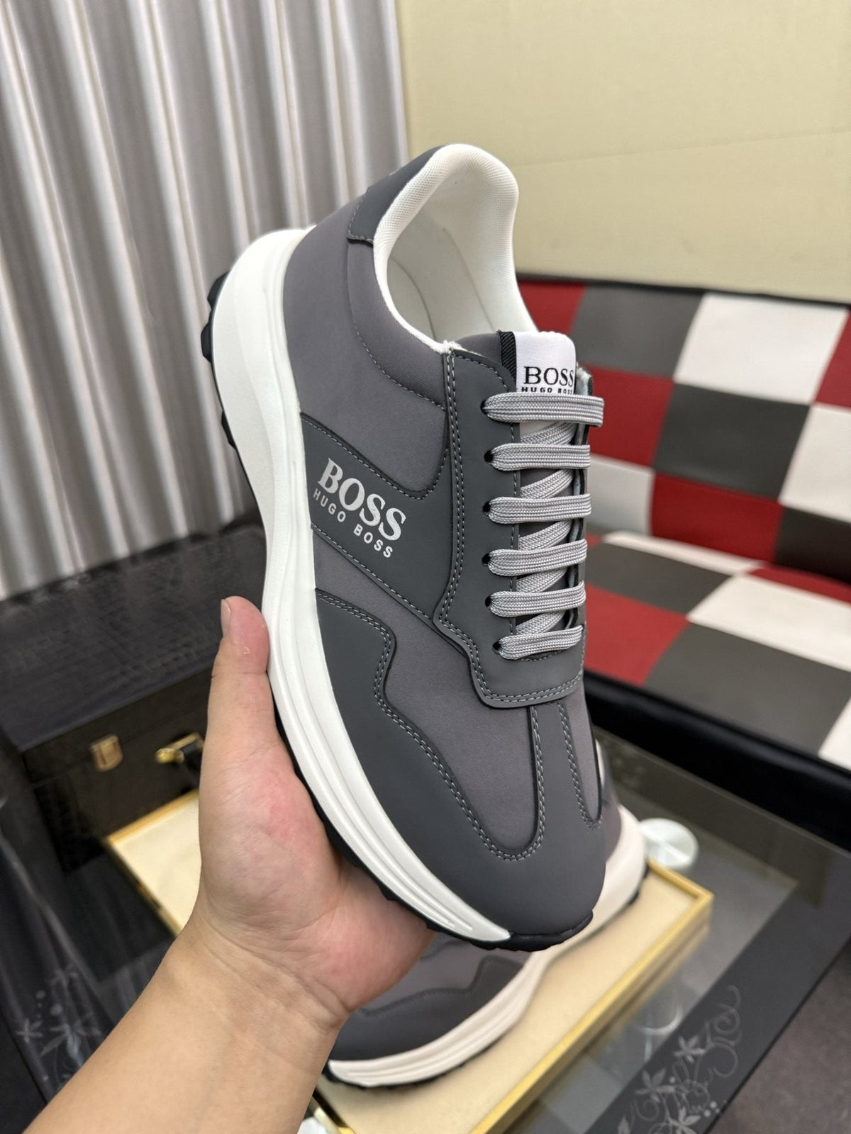 微商相册测试鞋子-BOSS Lace-Up Low-Top Sneakers — side
