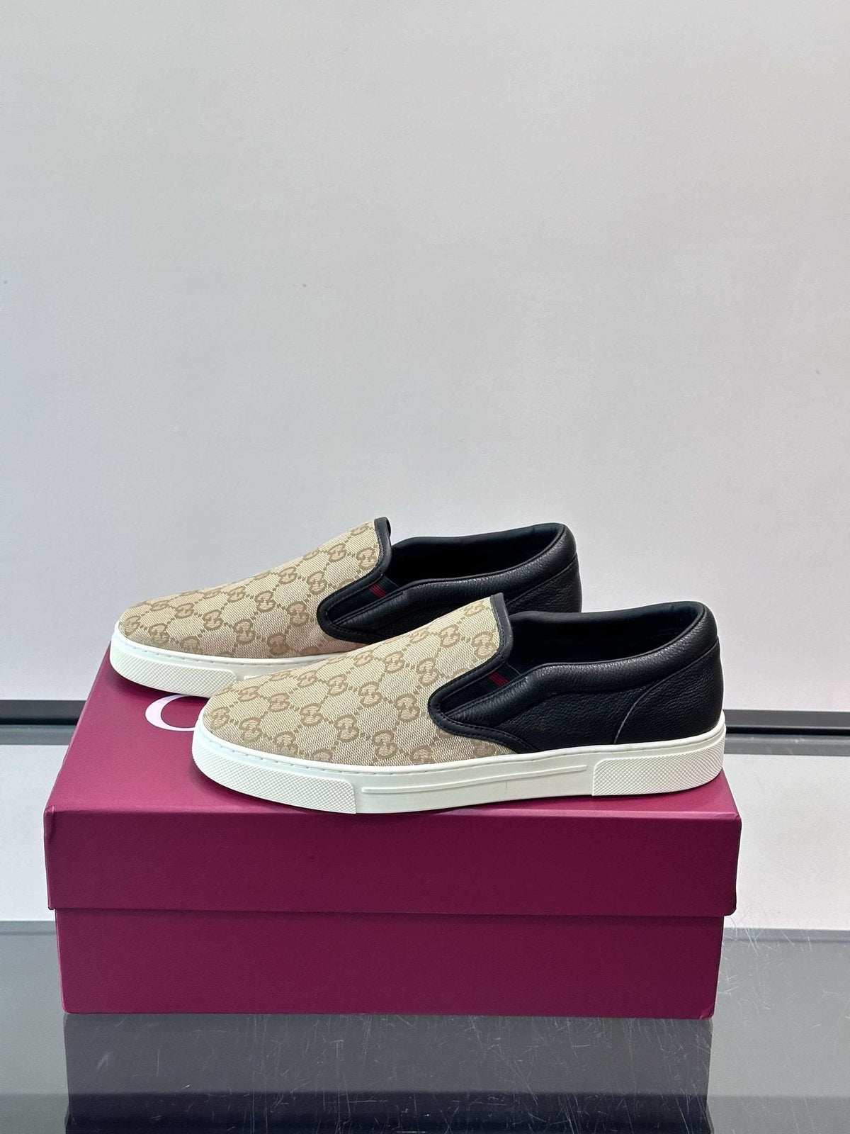 Gucci Patterned Slip-On Shoes — side
