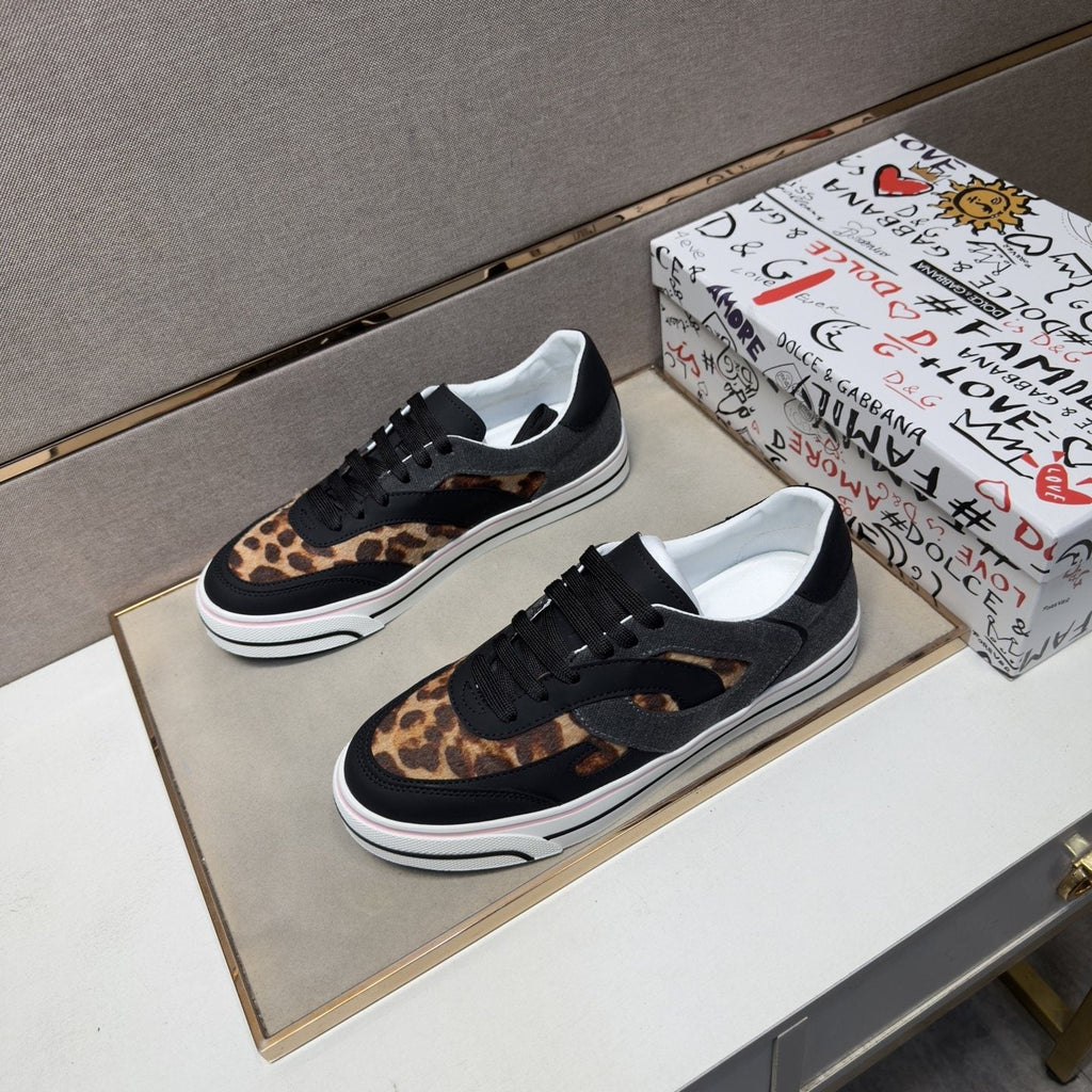 Dolce & Gabbana Men's Low-Top Sneakers — side