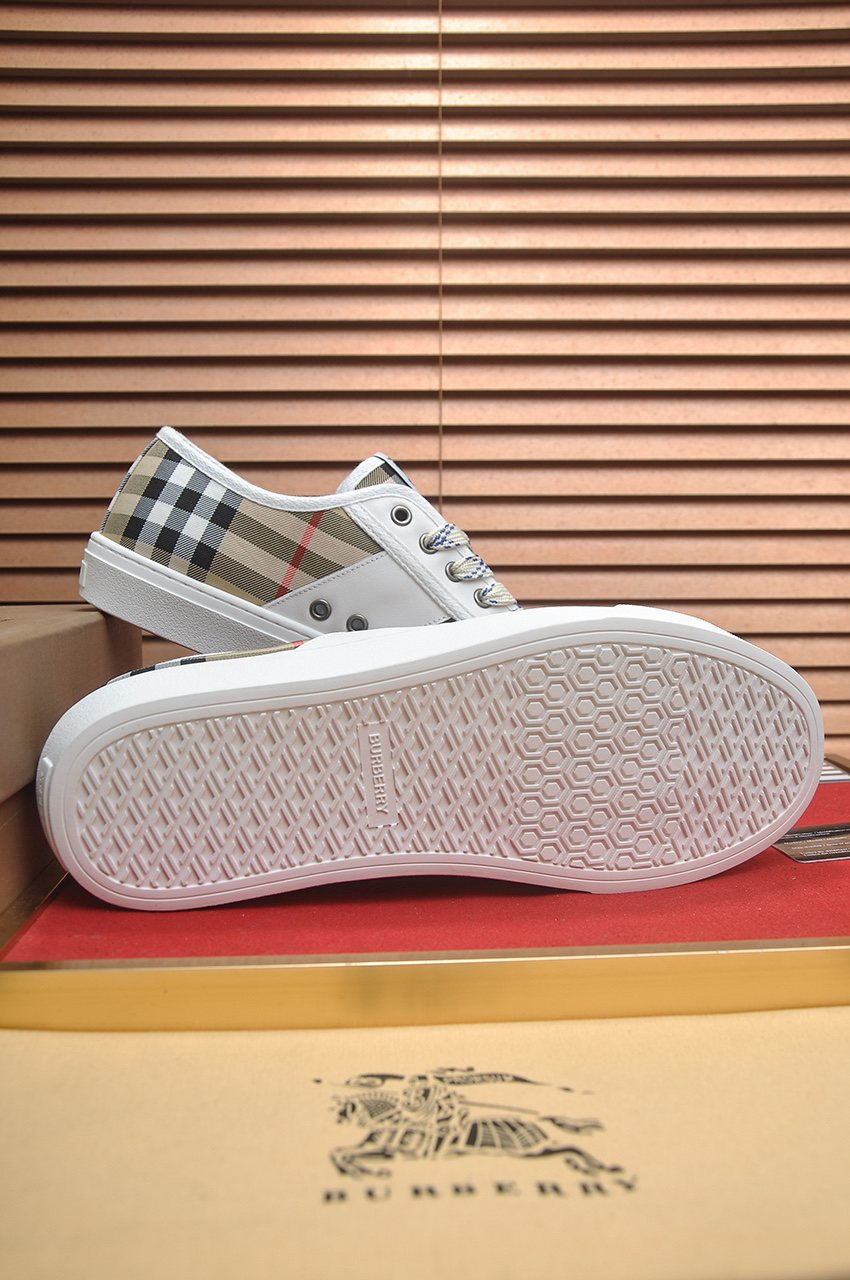Burberry Check Low-Top Sneakers — detail