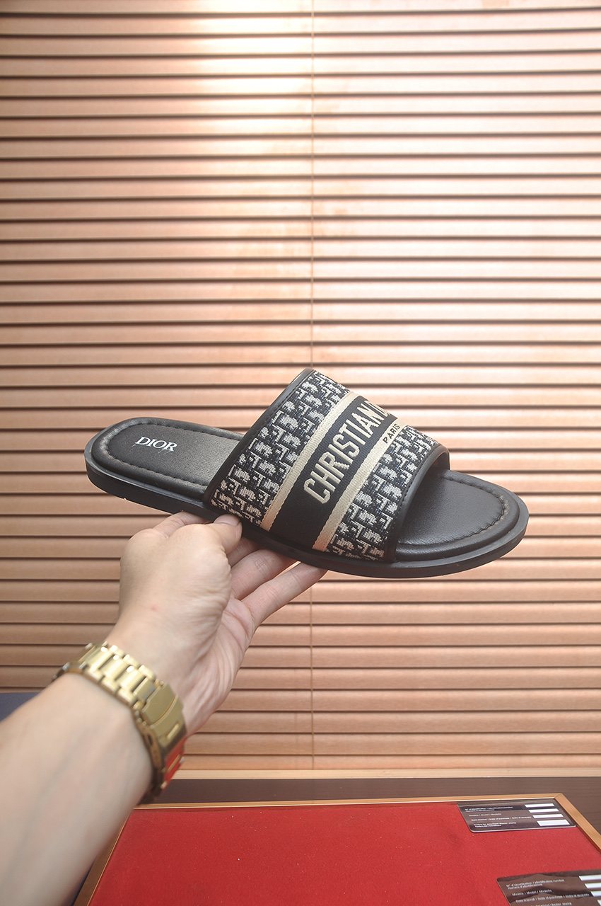 Dior Patterned Strap Slide Sandals — model