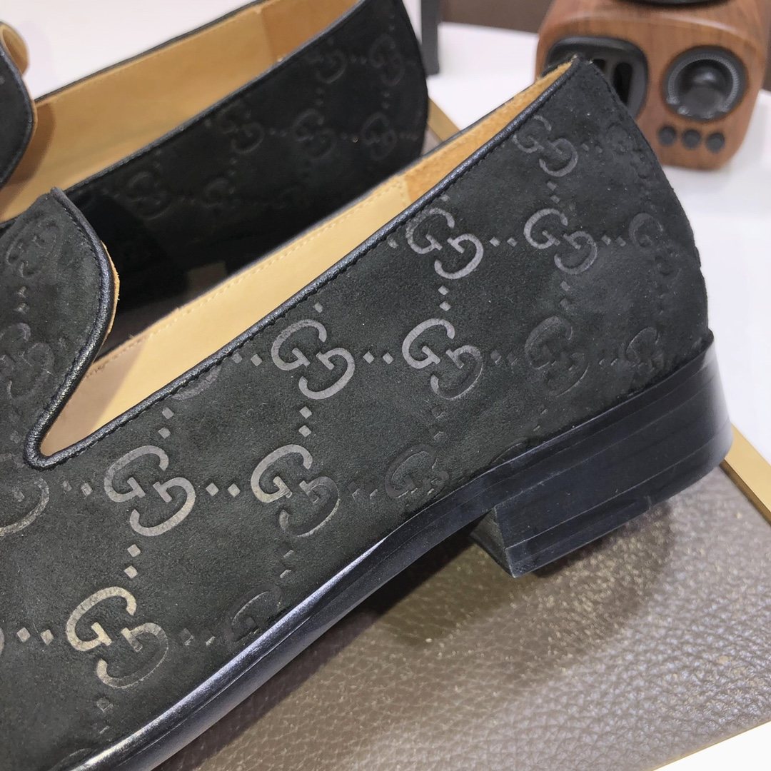Gucci Patterned Bit Loafers — detail