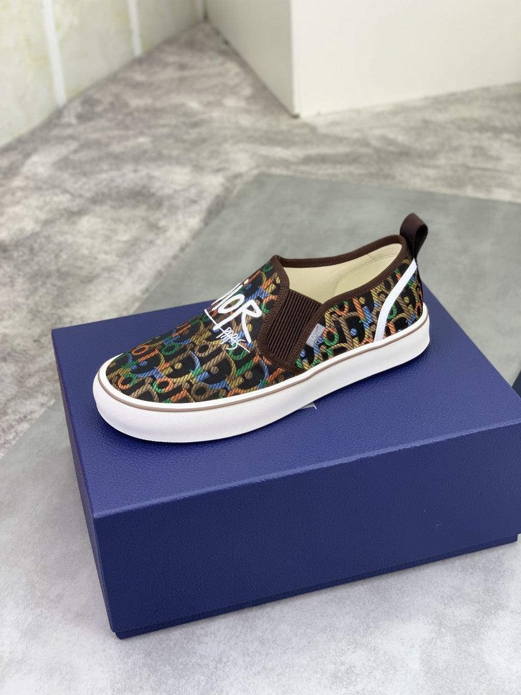 微商相册测试鞋子-Dior Patterned Canvas Slip-On Sneakers — side