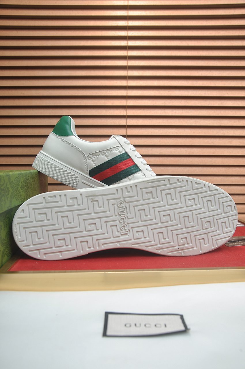 Gucci Green-Red Stripe Low-Top Sneakers — detail