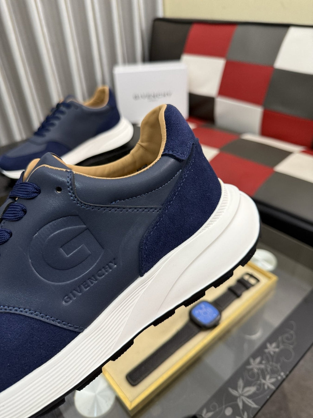 Givenchy Panel Low-Top Sneakers — detail