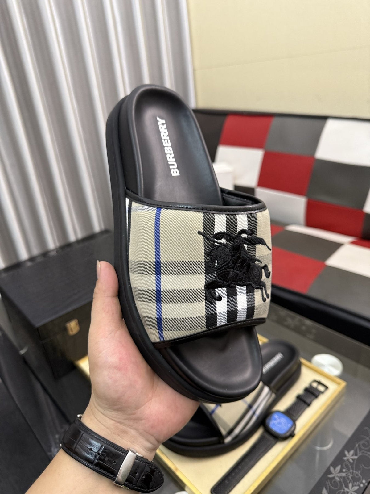 Burberry White Plaid Horse Motif Slide Sandals — model