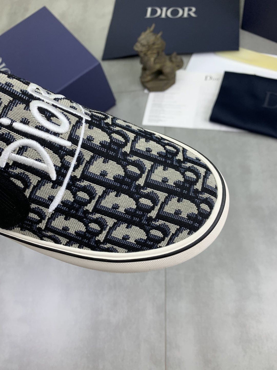 微商相册测试鞋子-Dior Navy Pattern Slip-On Sneakers — detail