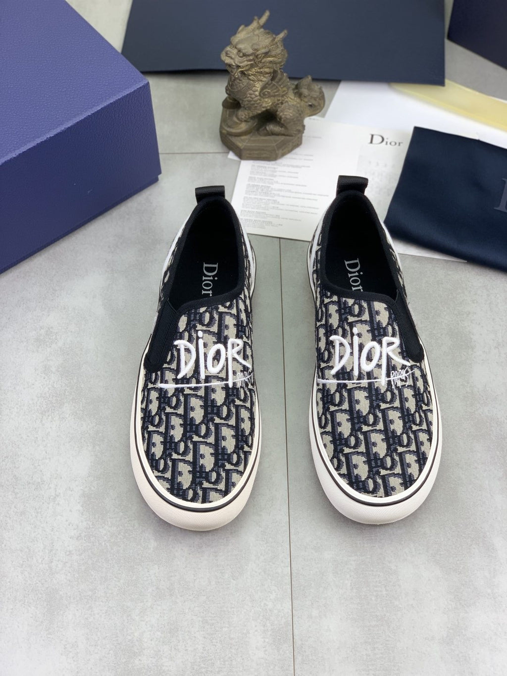 微商相册测试鞋子-Dior Navy Pattern Slip-On Sneakers — hero