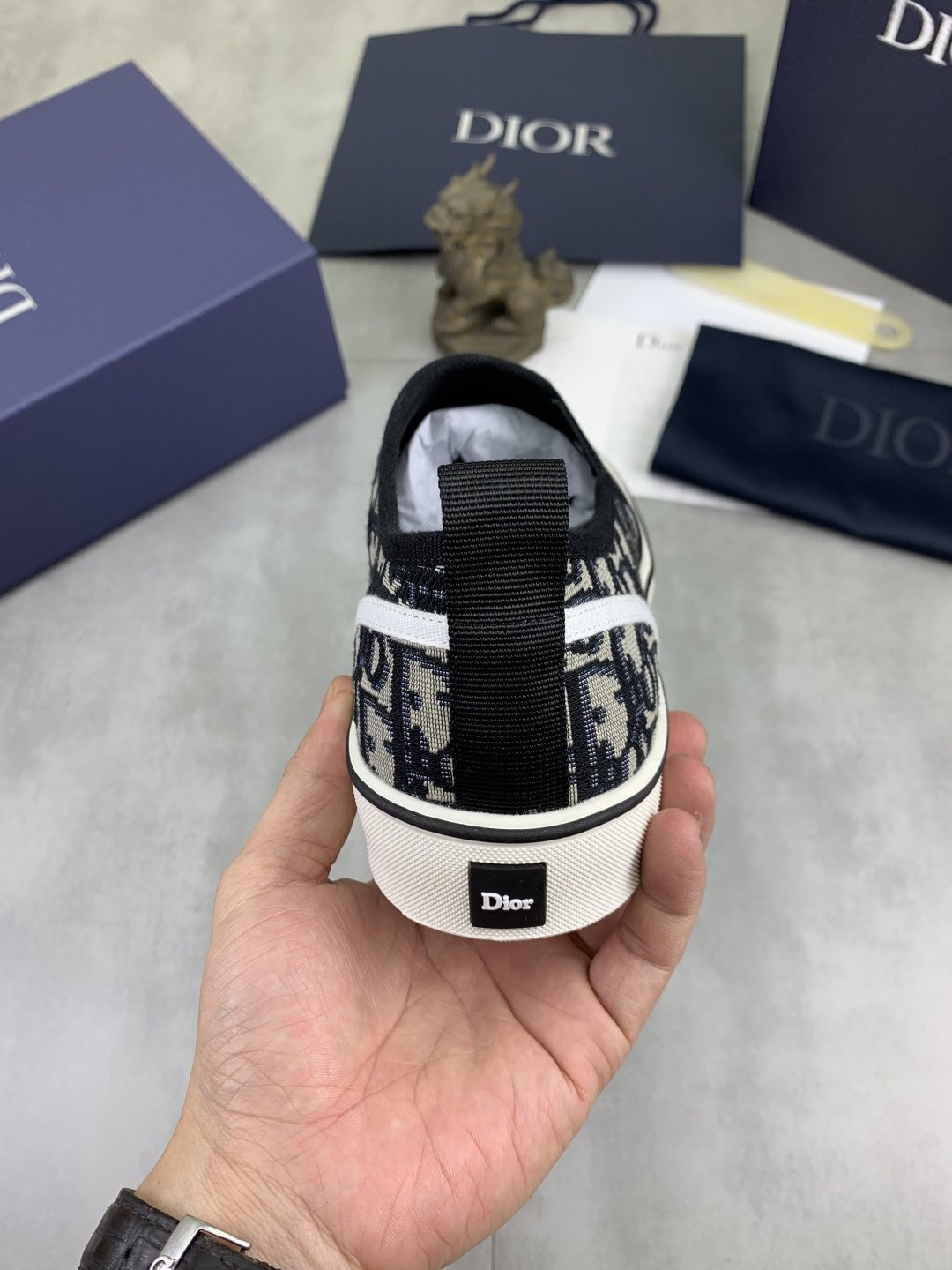 微商相册测试鞋子-Dior Navy Pattern Slip-On Sneakers — detail