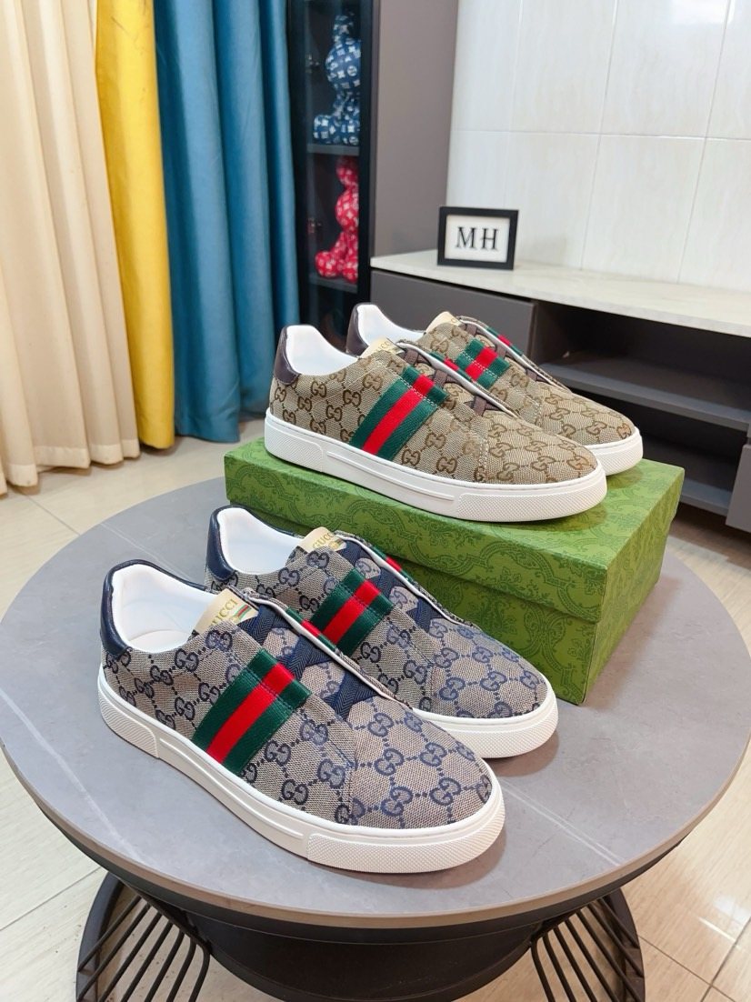 Gucci Monogram Stripe Low-Top Sneakers — hero