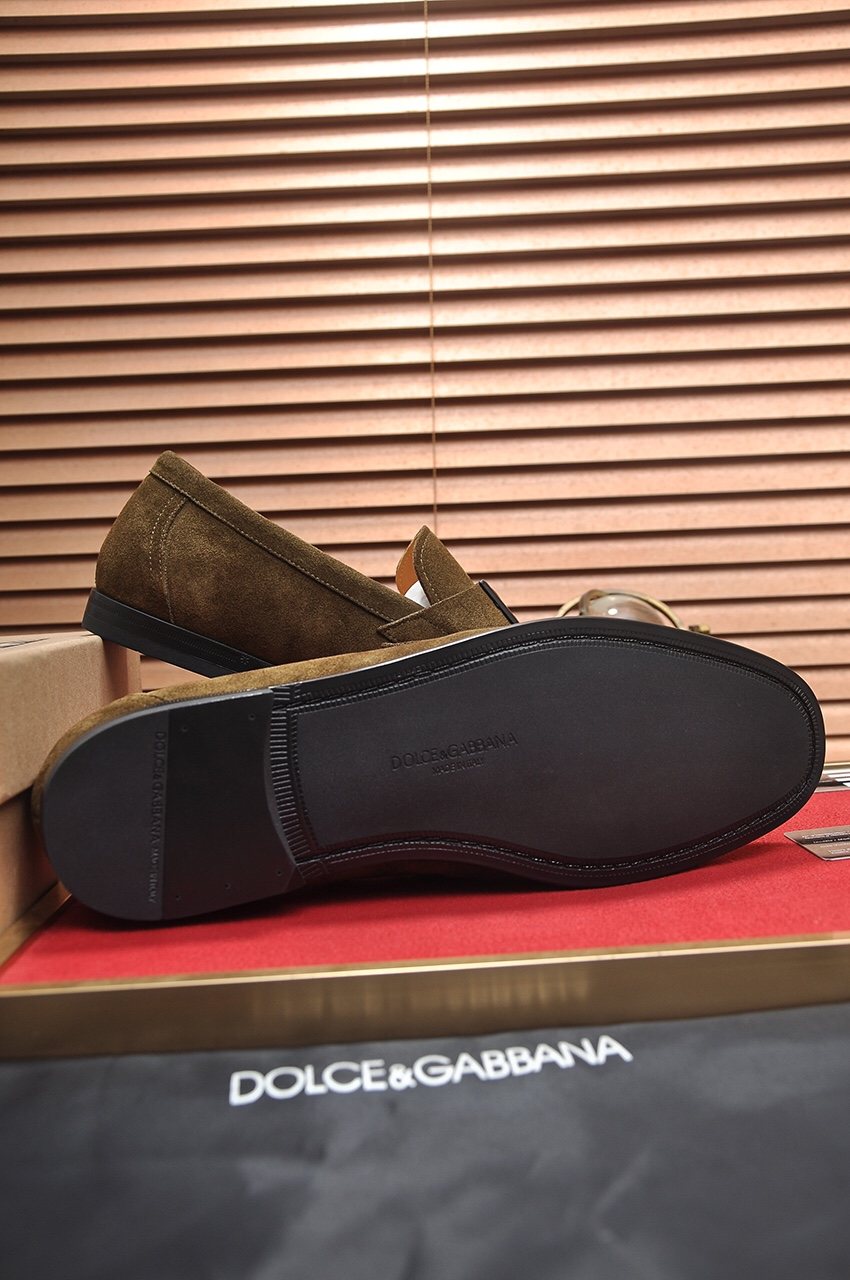 Dolce & Gabbana Bernini Buckle Loafers — detail