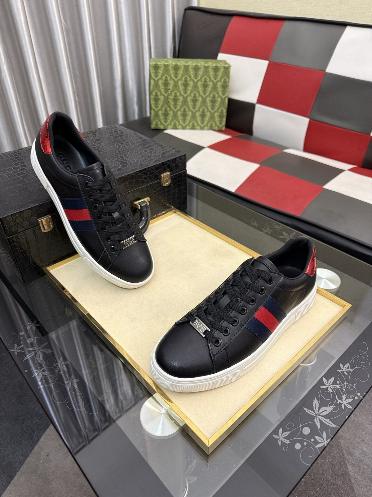 Gucci Stripe Low-Top Sneakers — side