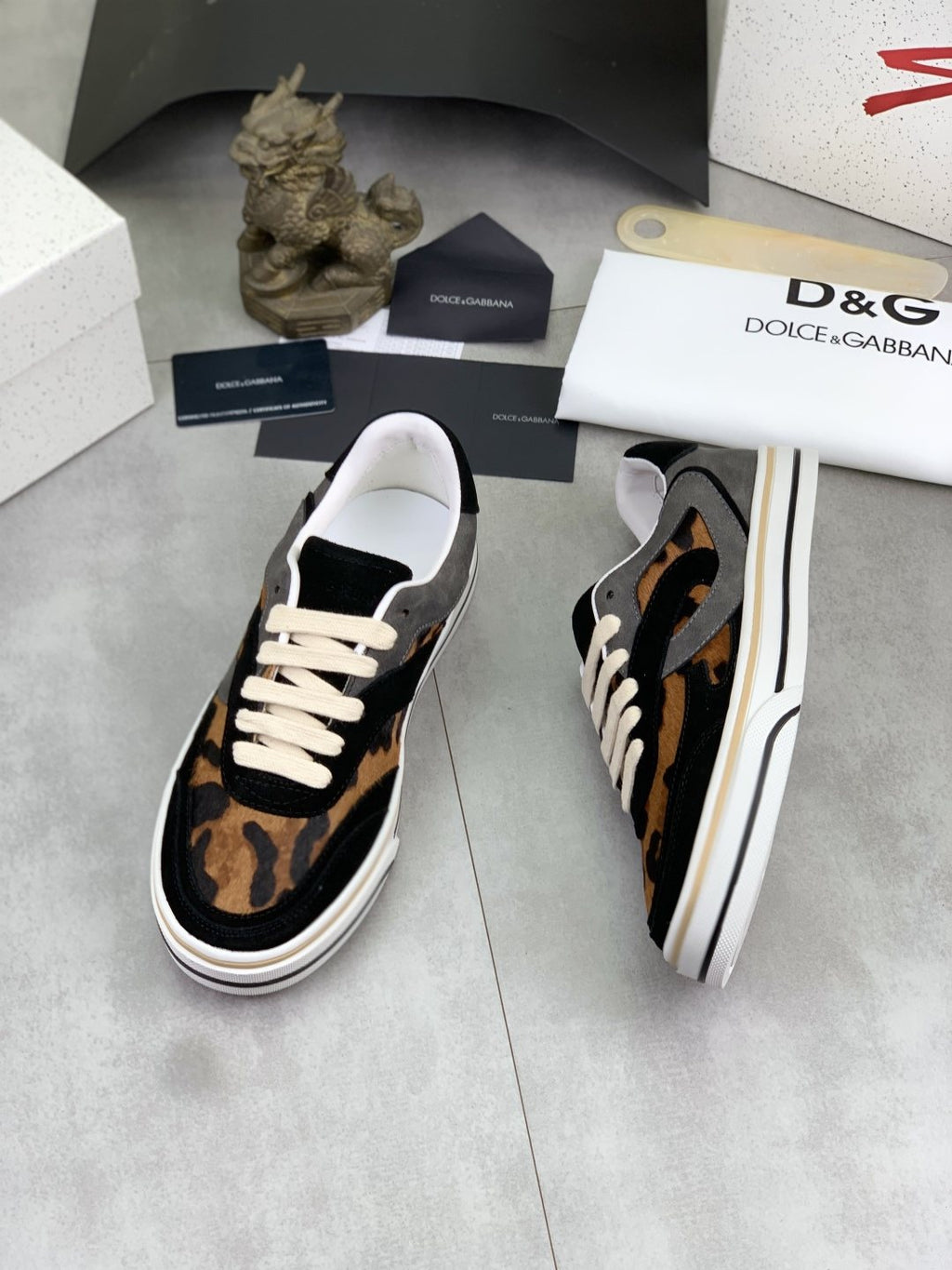 微商相册测试鞋子-Dolce & Gabbana Patterned Low-Top Sneakers — side