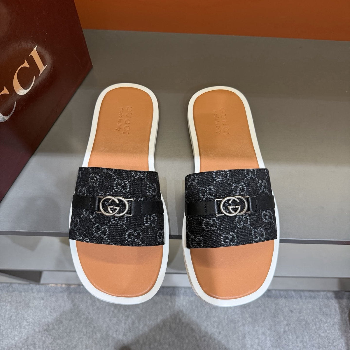 Gucci Beige Patterned Strap Slide Sandals — front