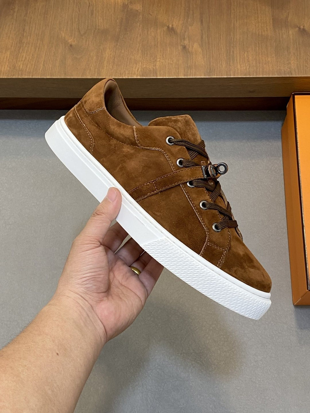 Hermès H-Detail Low-Top Sneakers — model