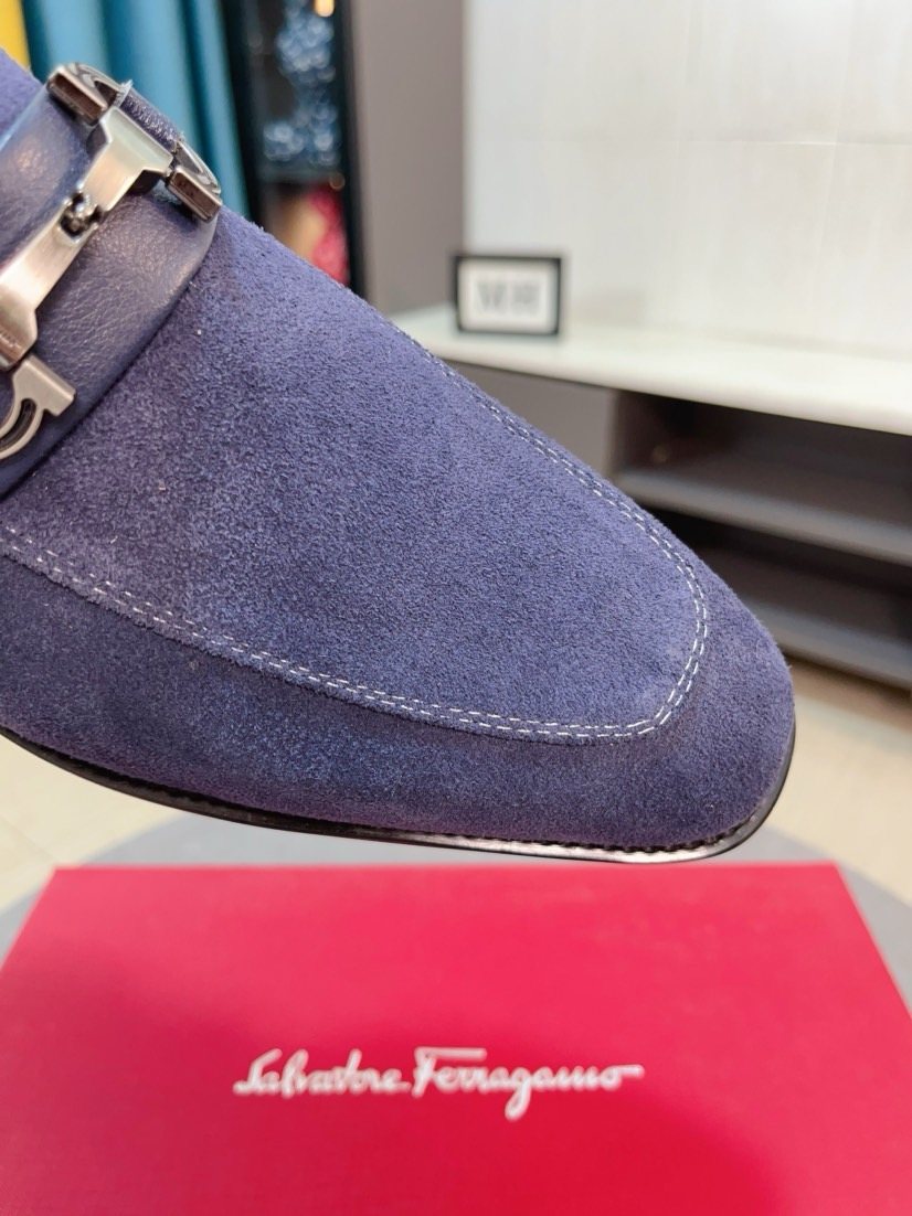 Ferragamo Blue Bit Loafers — detail