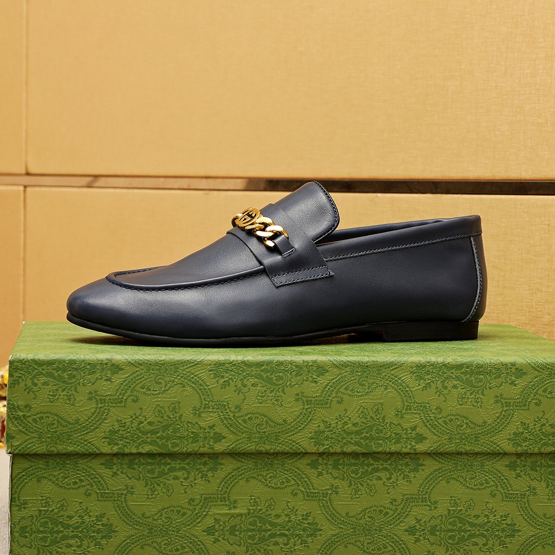 Gucci Leather Chain Loafers — side