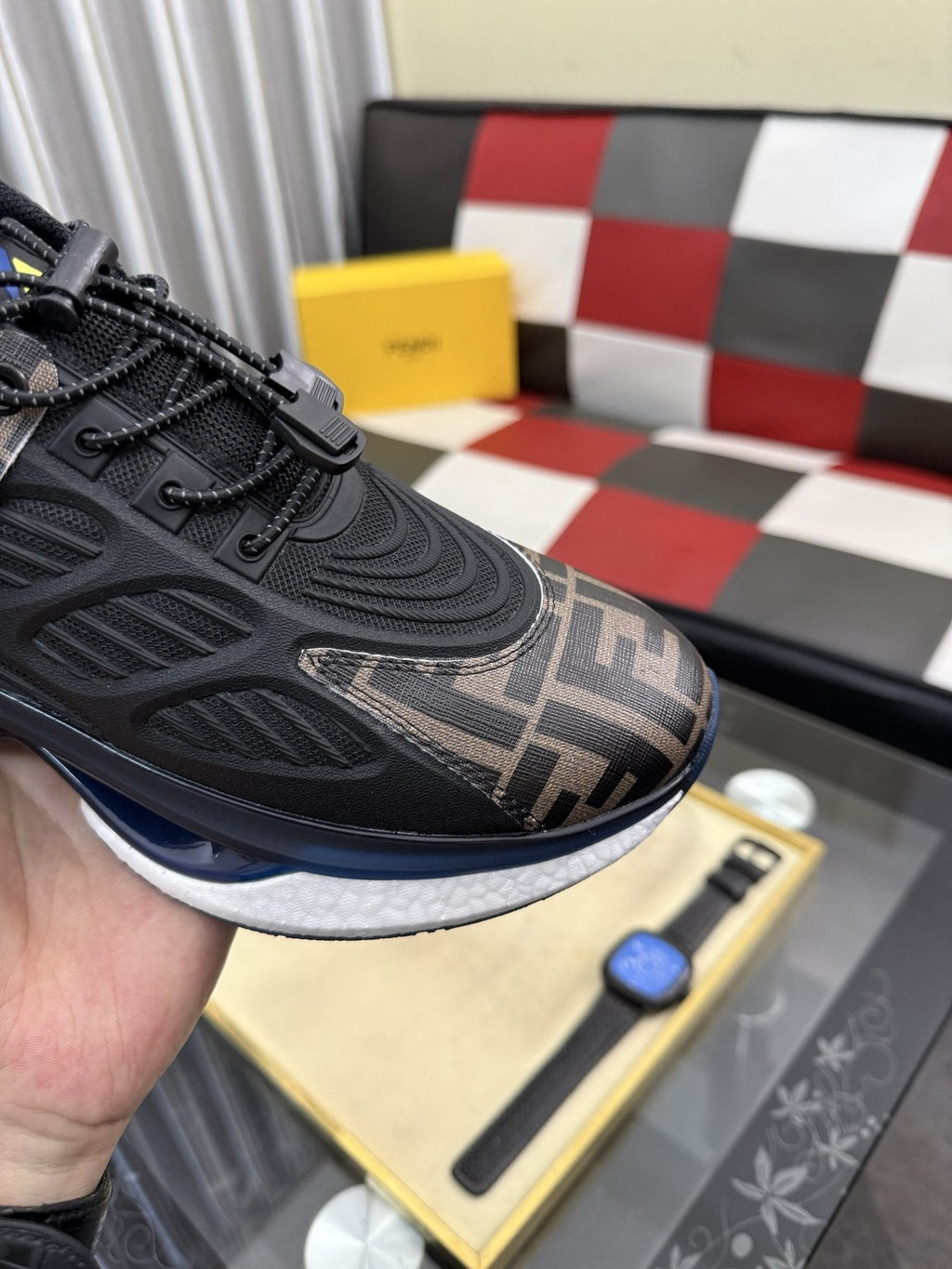 Fendi Patterned Toe Low-Top Sneakers — detail