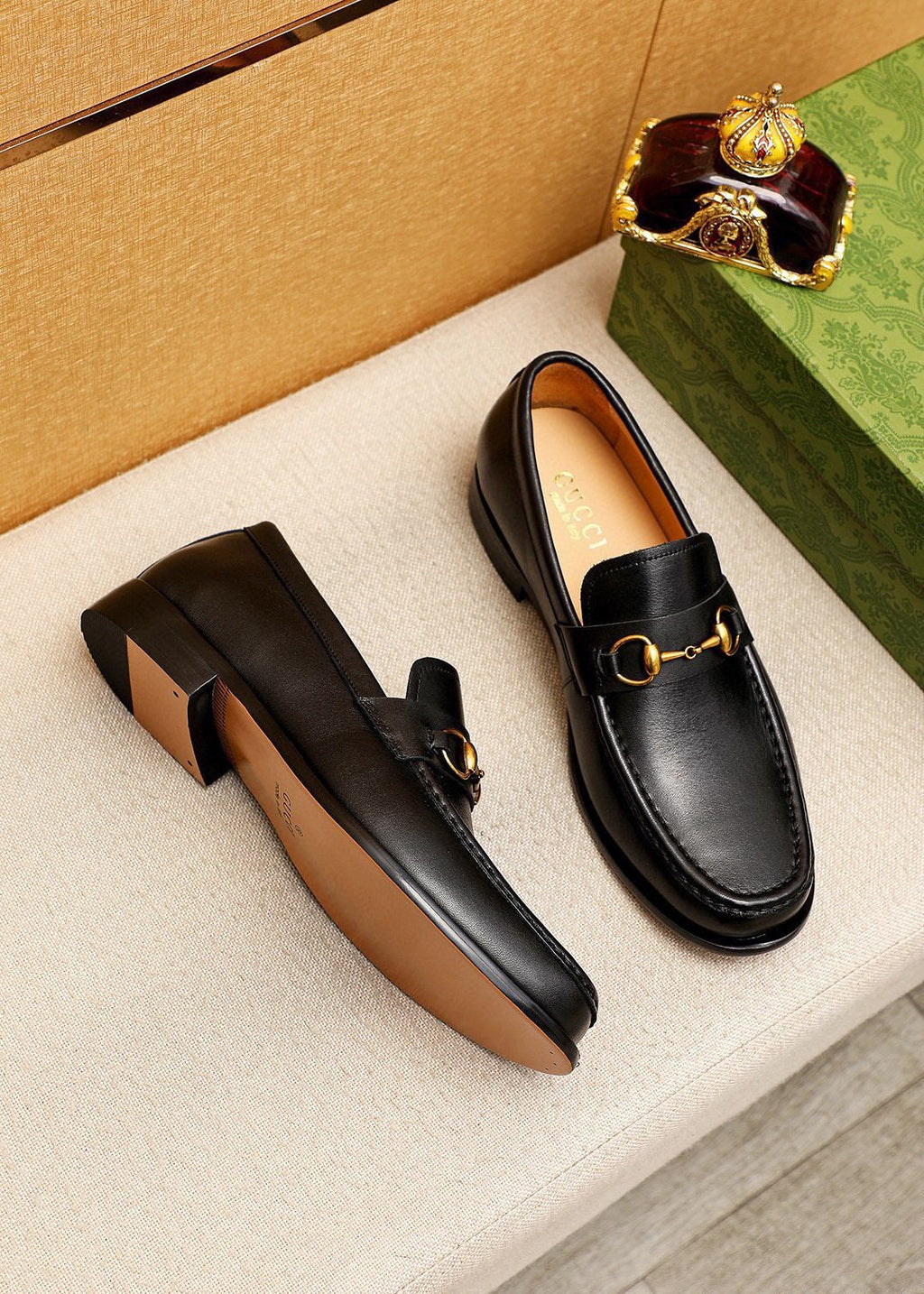 GUCCI Leather Horsebit-Style Loafers — side
