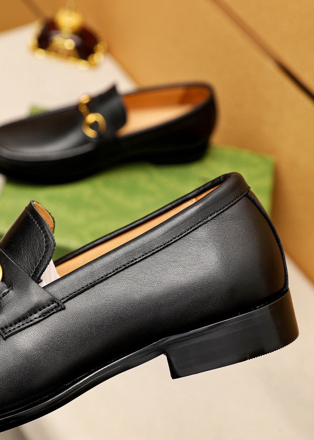 GUCCI Leather Horsebit-Style Loafers — detail