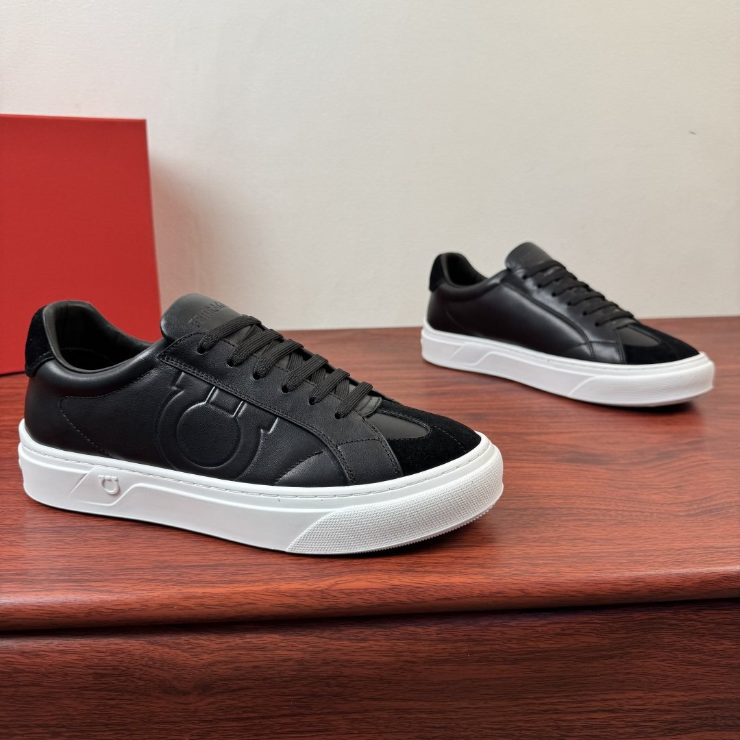 Ferragamo Gancini Low-Top Sneakers — hero