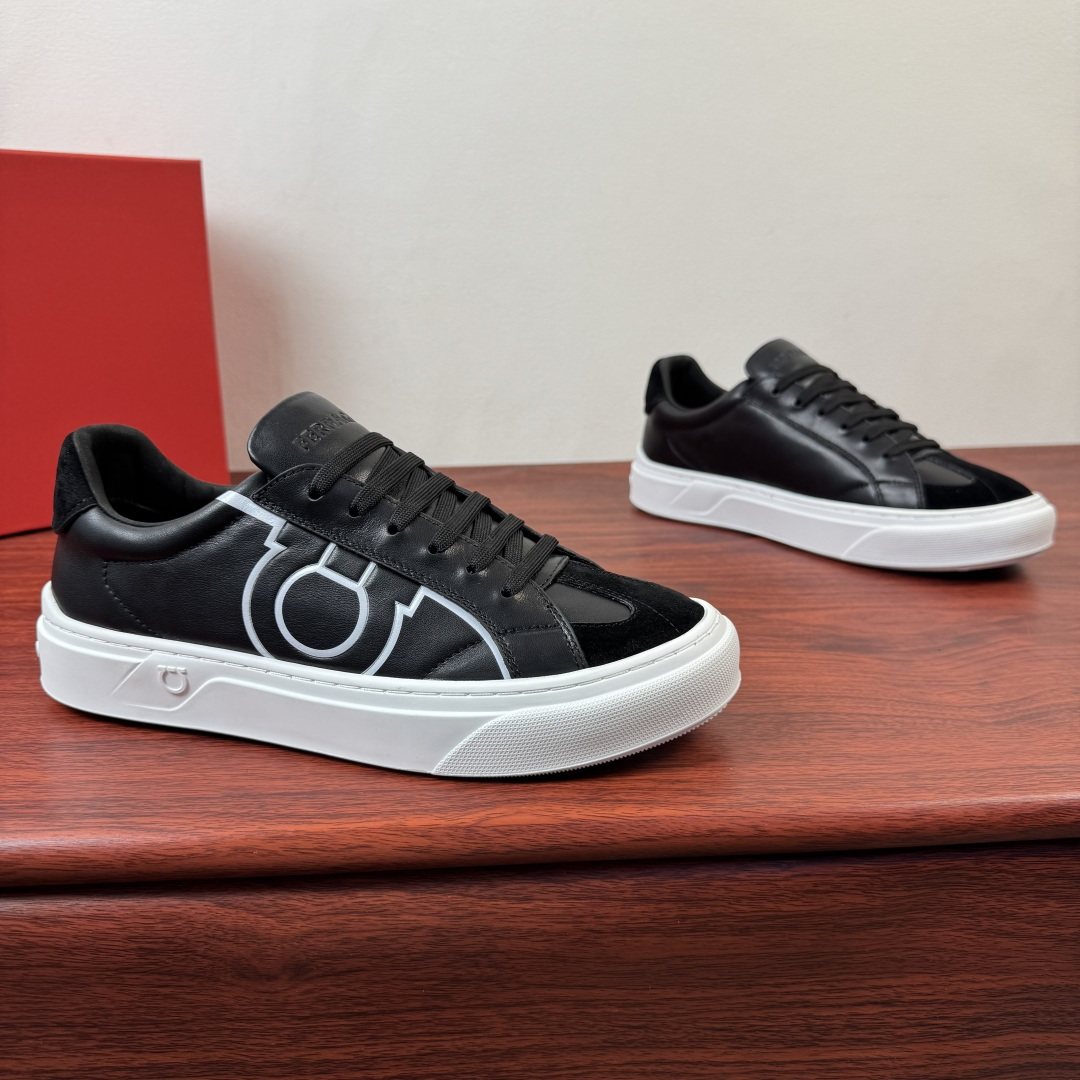 Ferragamo Gancini Low-Top Sneakers — front