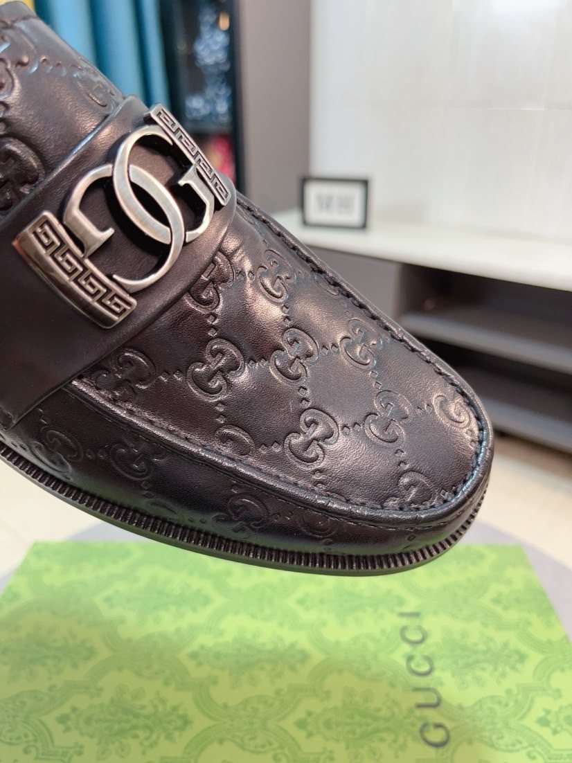 Gucci Embossed Metal-Hardware Loafers — detail