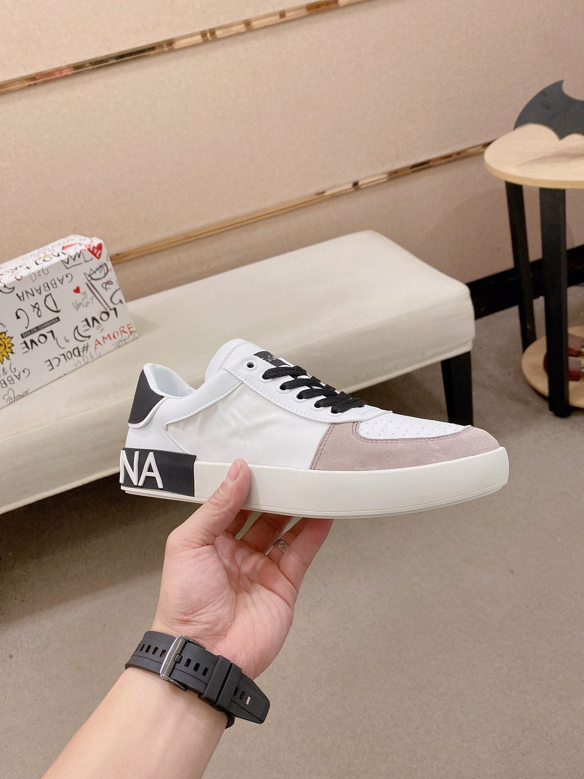 Dolce & Gabbana Contrast Low-Top Sneakers — side