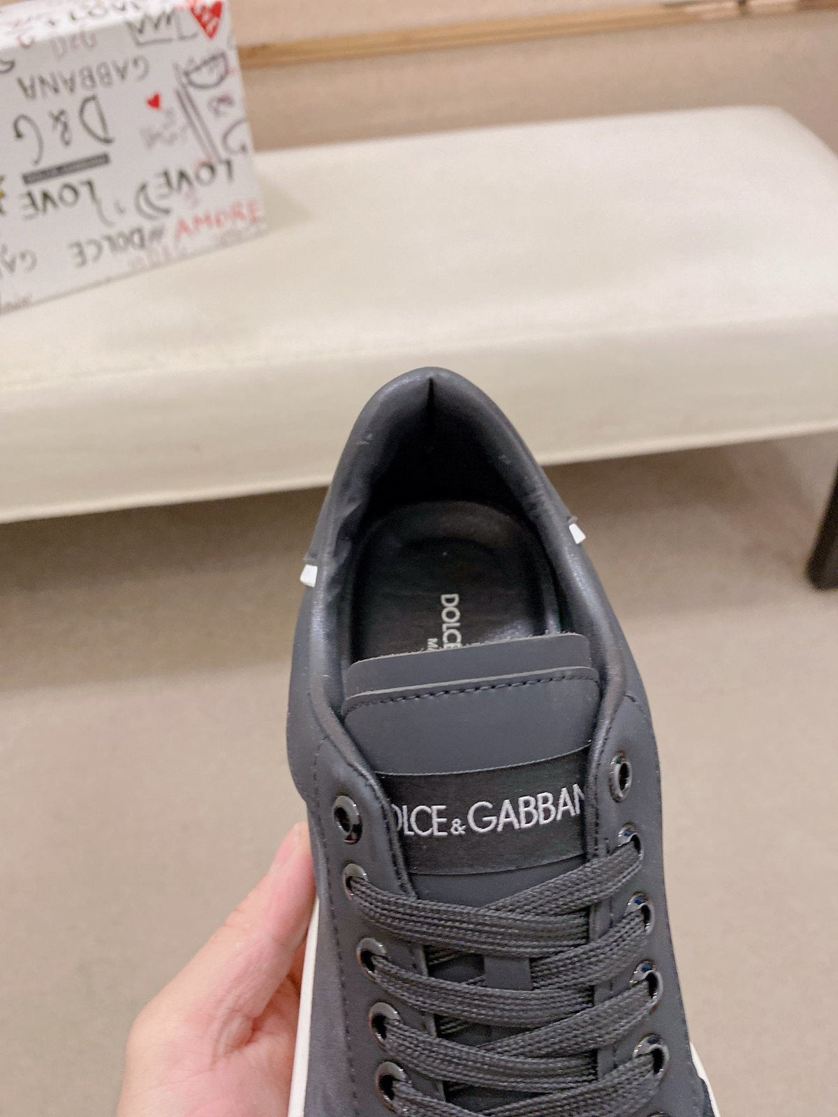 Dolce & Gabbana Contrast Low-Top Sneakers — detail