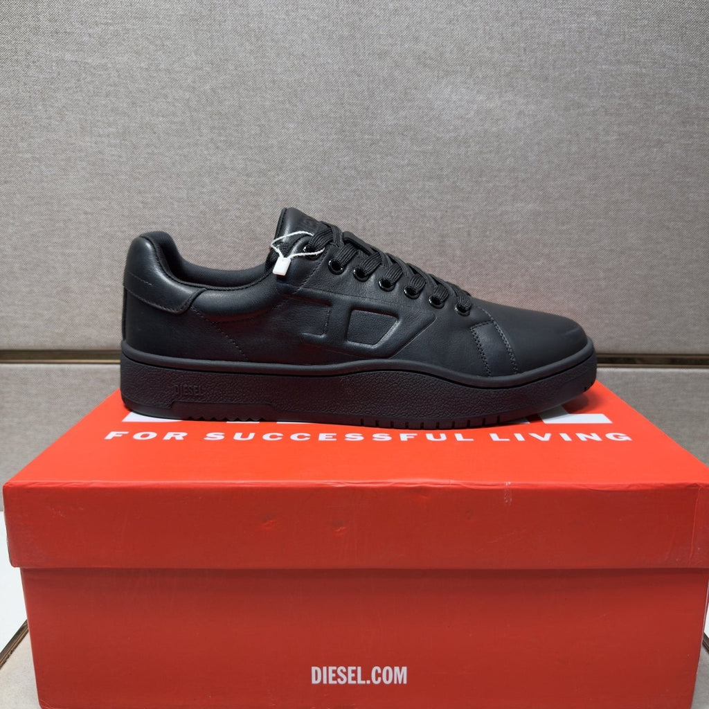 Diesel Men’s Low-Top Lace-Up Sneakers — front