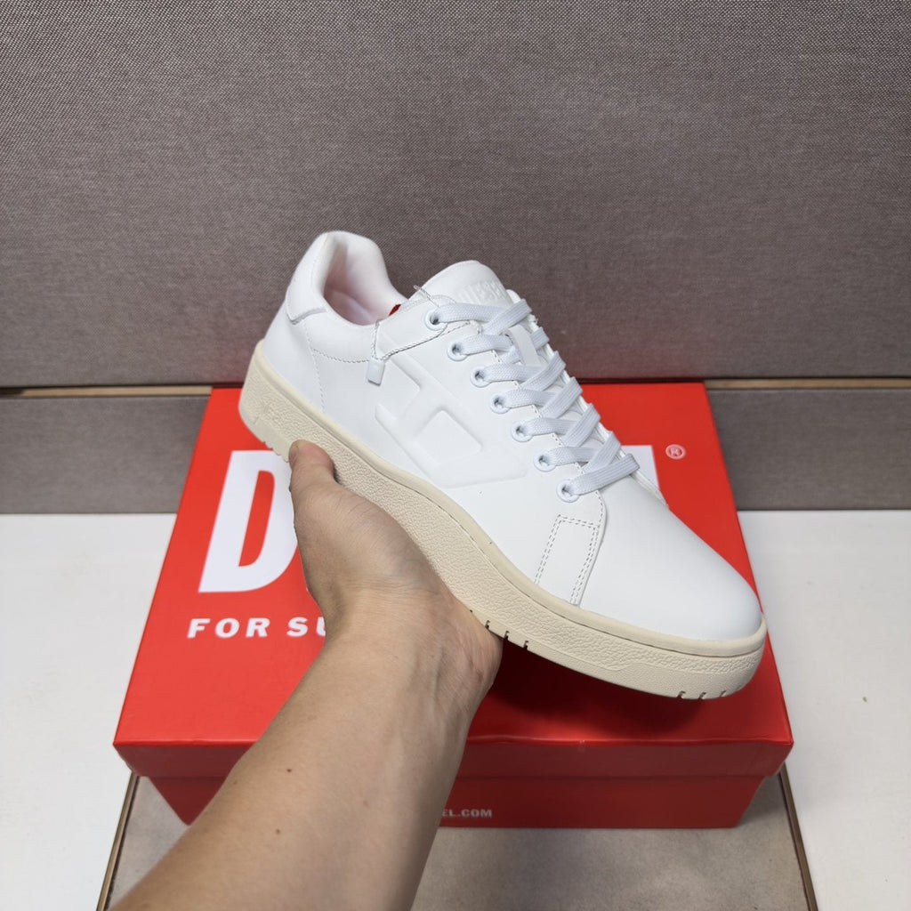 Diesel Men’s Low-Top Lace-Up Sneakers — model