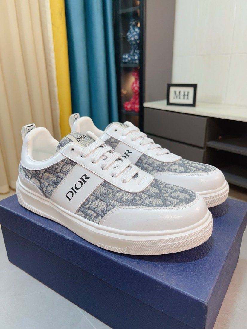 Dior Patterned Low-Top Sneakers — hero