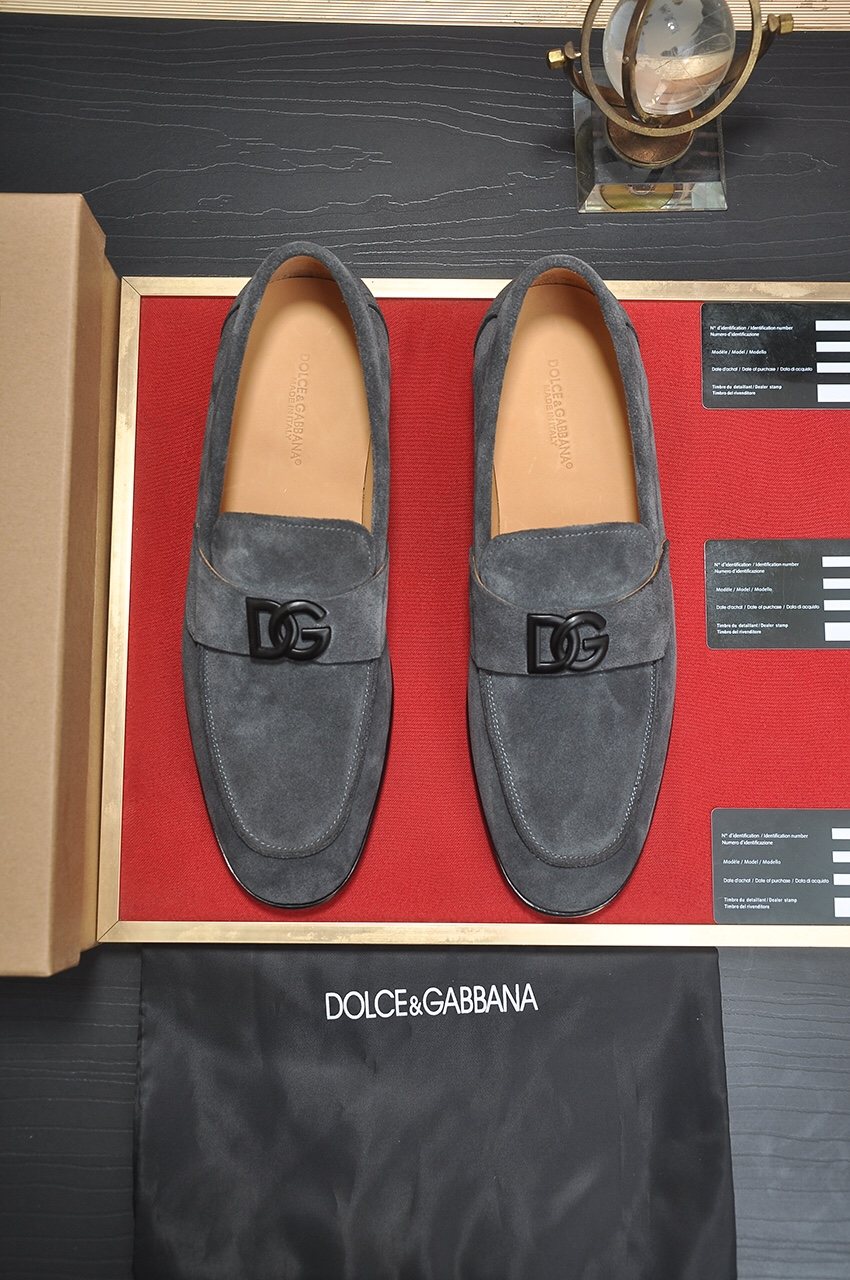 Dolce & Gabbana Bernini Logo Loafers — front
