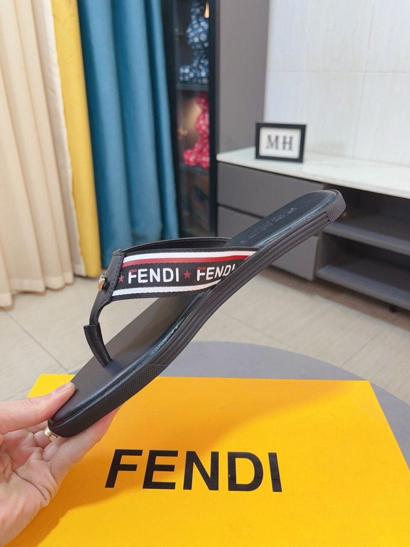 Fendi Striped Thong Sandals — side