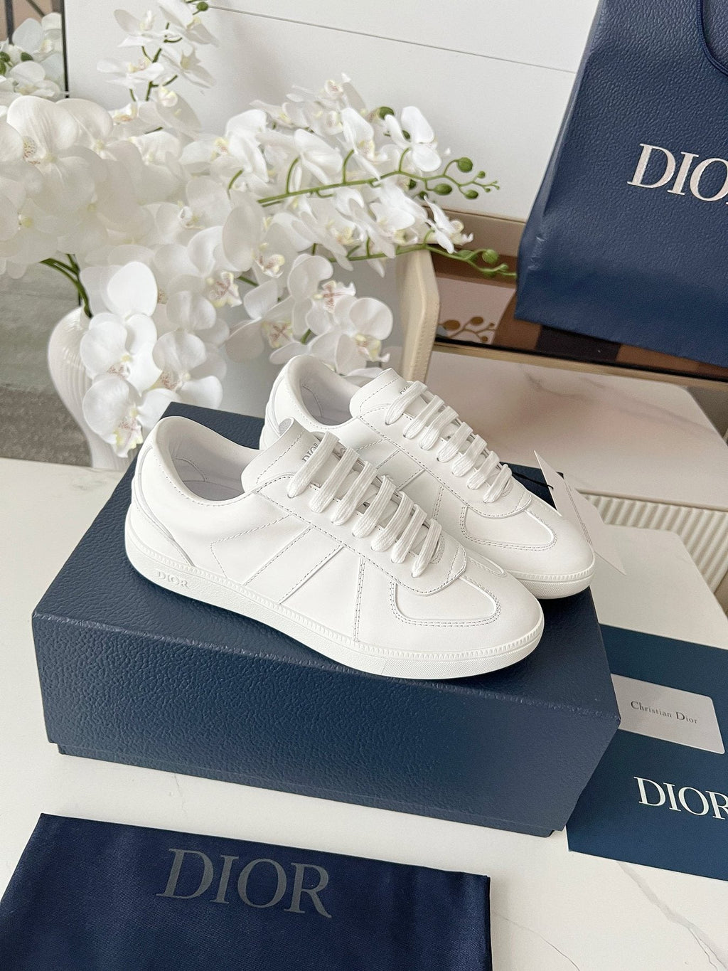 Dior B01 Low-Top Sneakers — front