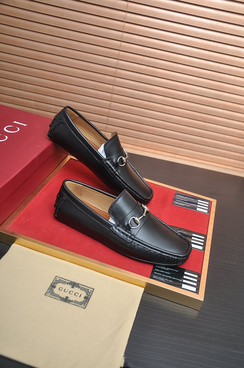 Gucci Horsebit Loafers — side