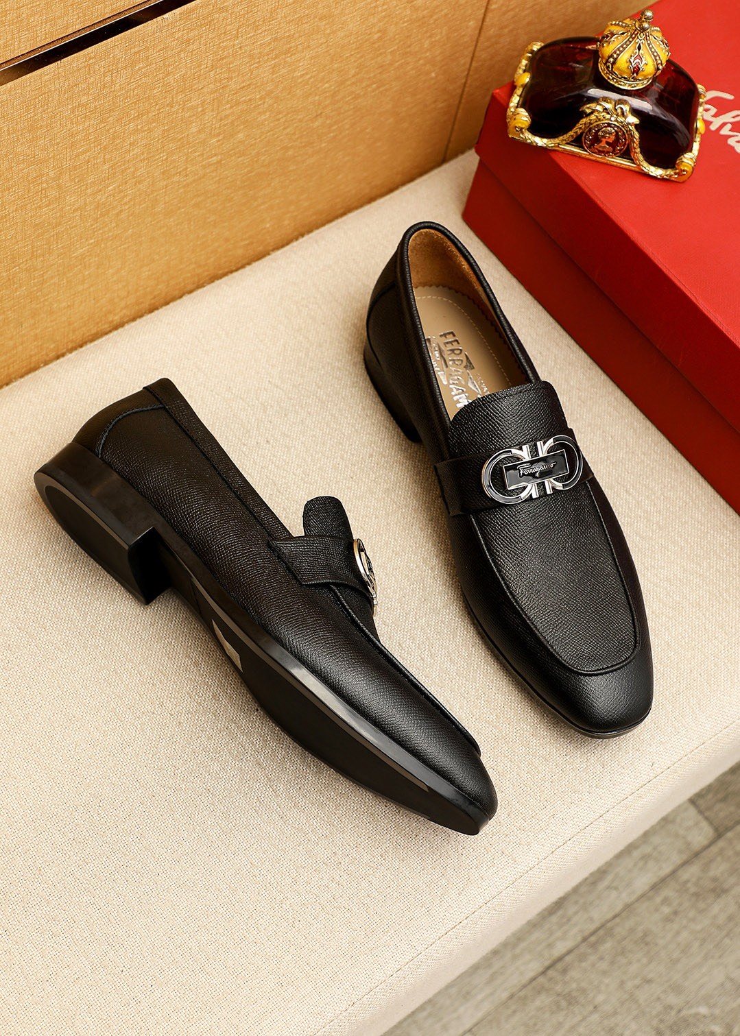 Ferragamo Textured Buckle Loafers — side
