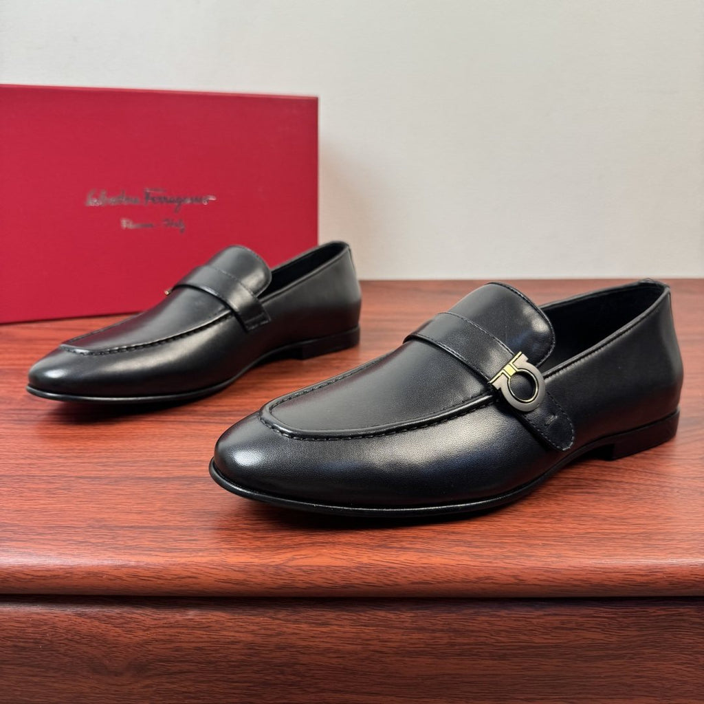 Ferragamo Gancini Buckle Men's Loafers — front