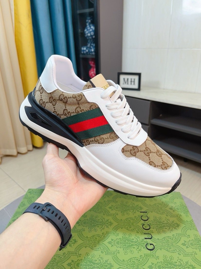 微商相册测试鞋子-Gucci Black and Beige Low-Top Sneakers — side