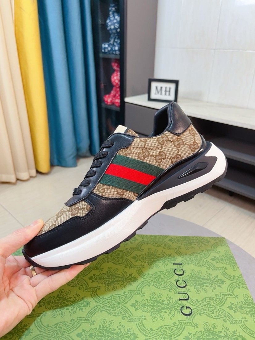 微商相册测试鞋子-Gucci Black and Beige Low-Top Sneakers — side