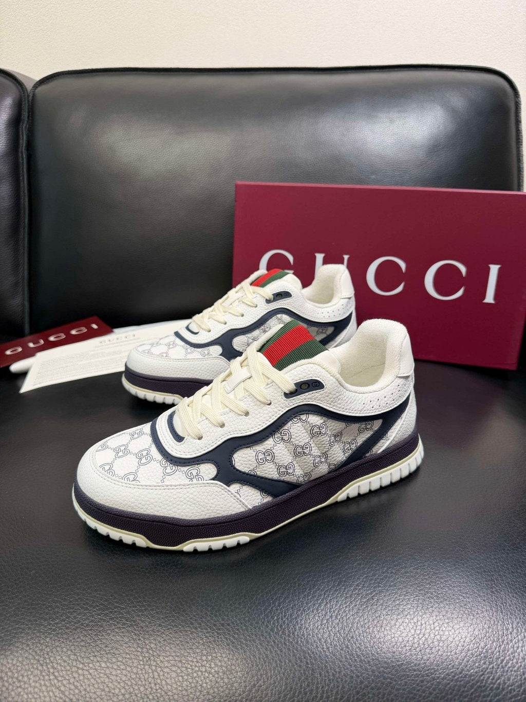 Gucci Patterned Low-Top Sneakers — side